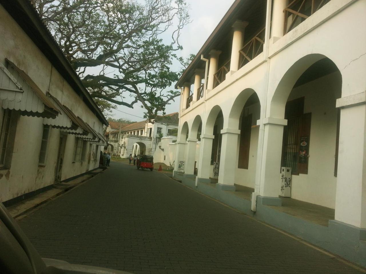 Villa Vidura Bataduwa Luaran gambar